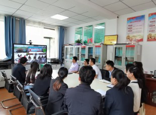 必赢亚洲  收看“党课开讲啦”专题节目